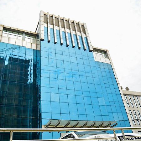 Hotel Amaritsah Brazzaville Buitenkant foto