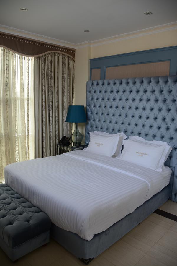 Hotel Amaritsah Brazzaville Buitenkant foto