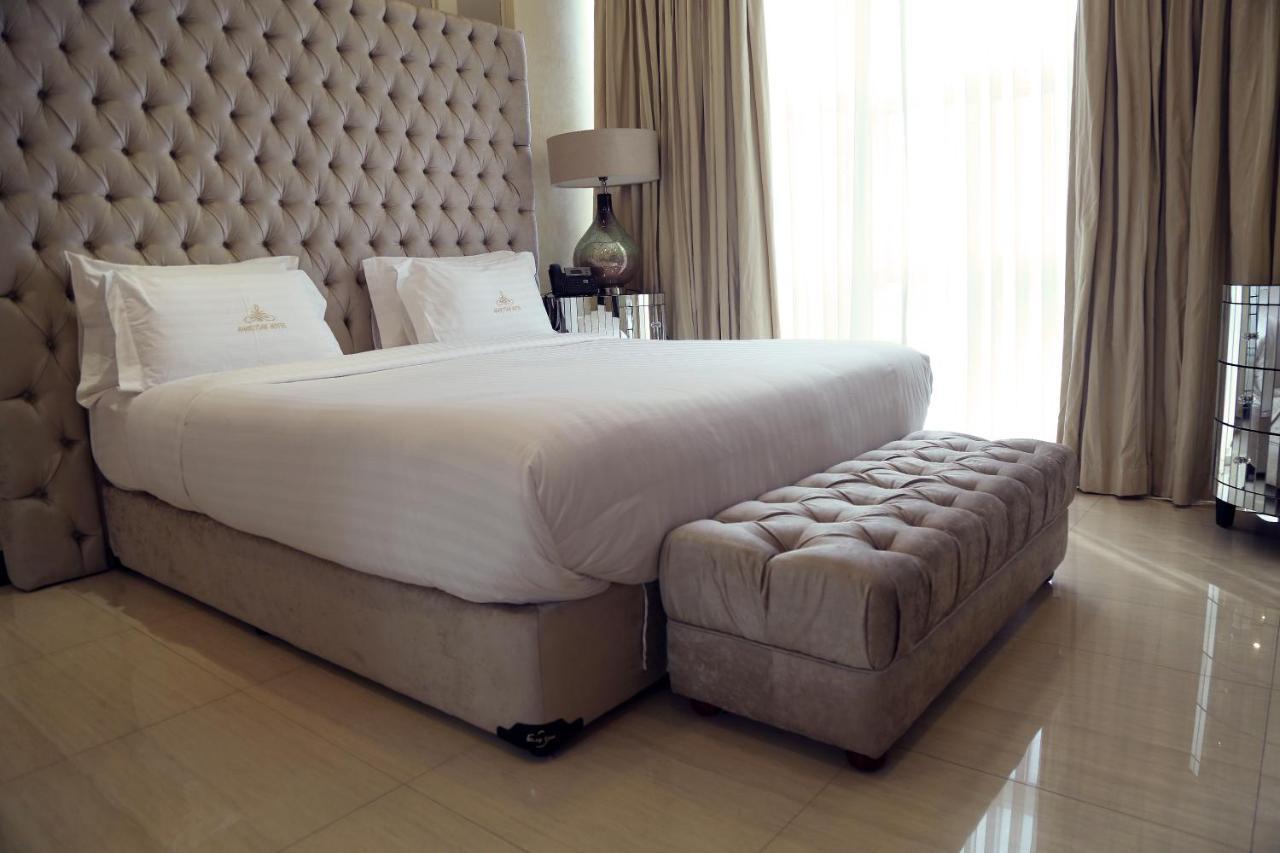 Hotel Amaritsah Brazzaville Buitenkant foto