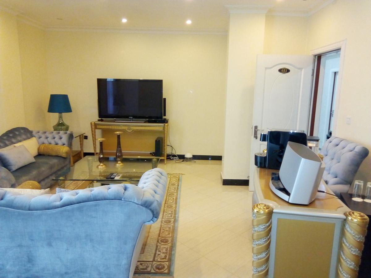Hotel Amaritsah Brazzaville Buitenkant foto